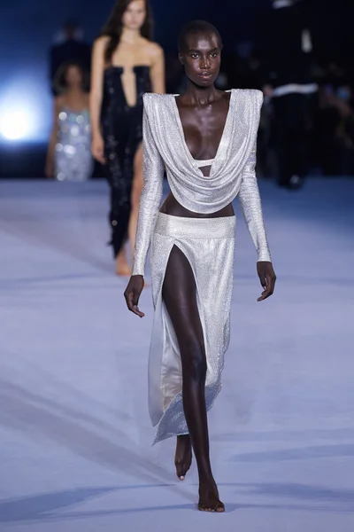 Look 183